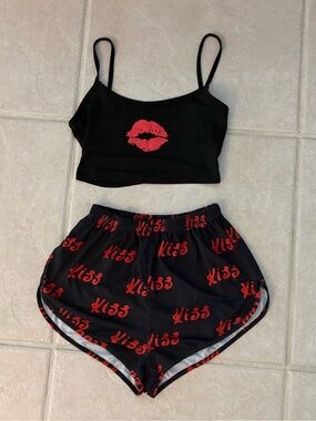 Women’s Black and Red Kiss Print Pajama Set - Size Small